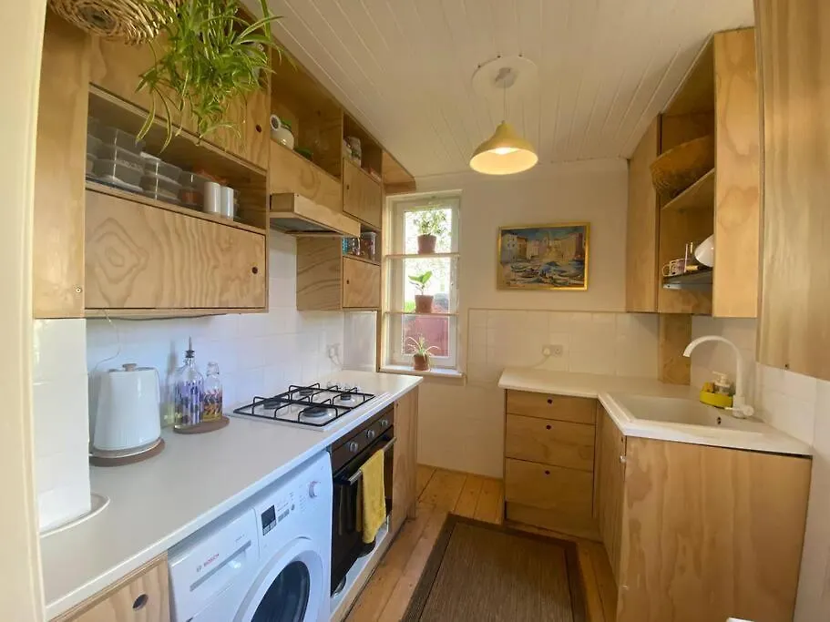 2 Bed With Garden Near City Centre & Beach, Free Parking Edinburgh Apartment